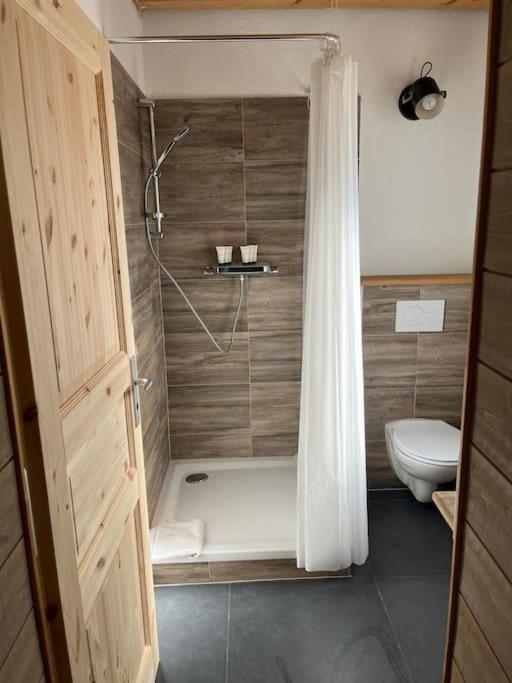 Apartament Loft Des Milans, Petit Nid Douillet Perche Sur La Campagne Ecublens  Zewnętrze zdjęcie