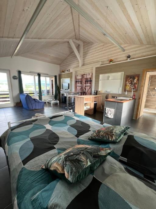 Apartament Loft Des Milans, Petit Nid Douillet Perche Sur La Campagne Ecublens  Zewnętrze zdjęcie